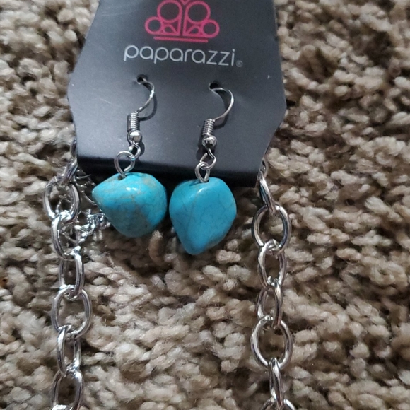 Jewelry - Picture 4 of 4